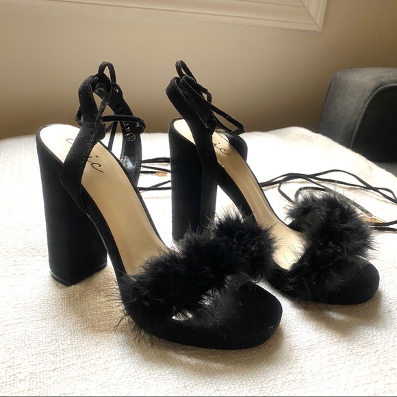 feather chunky heels